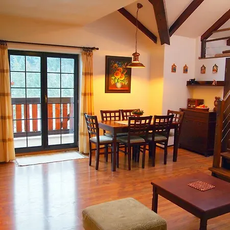 Hrabovo Lake View Apartment